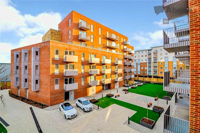 2 Bedroom Flat To Rent In The Metalworks, Petersfield Avenue, Slough, Berkshire SL2