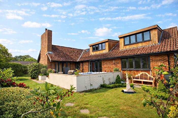 4 Bedroom Detached Bungalow For Sale In Oberfield Road, Brockenhurst, SO42