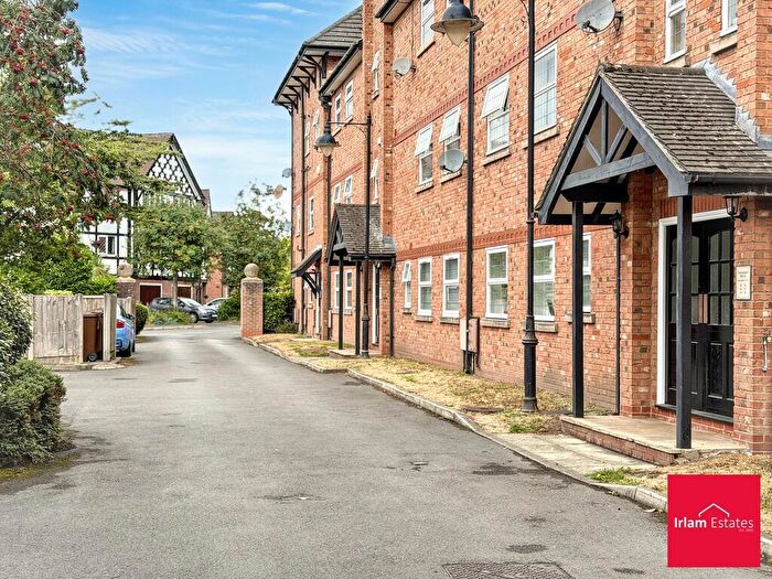 2 Bedroom Apartment To Rent In Chandlers Row, Worsley, M28