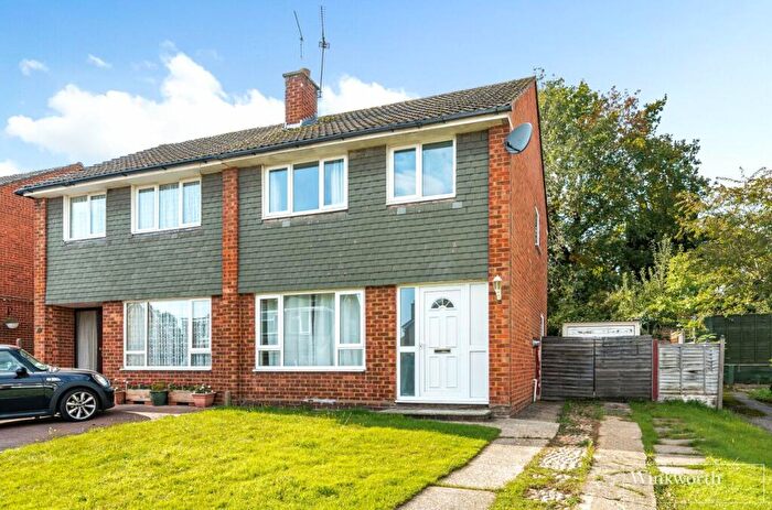 3 Bedroom Semi-Detached House To Rent In Gloucester Road, Bagshot, Surrey, GU19