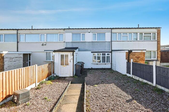 3 Bedroom Terraced House For Sale In Rathlin Croft, Birmingham, B36