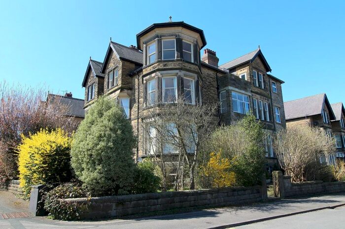 2 Bedroom Flat To Rent In Park Avenue, Harrogate, HG2