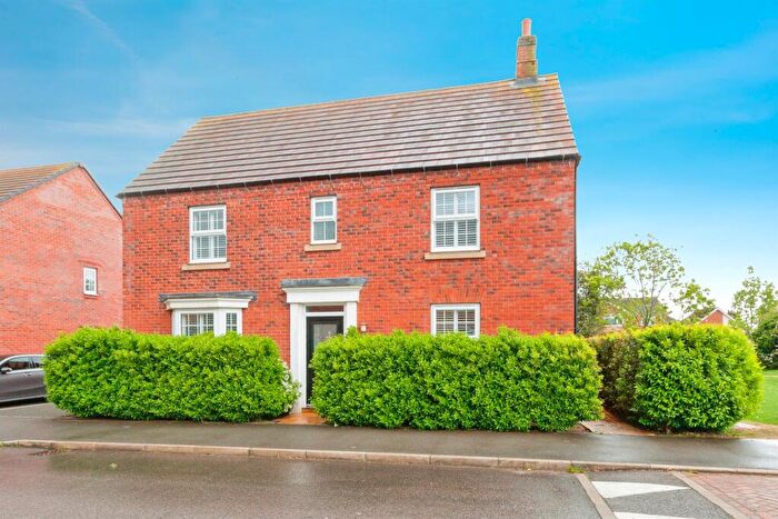 4 Bedroom Town House For Sale In Garner Way, Fleckney, Leicester, LE8