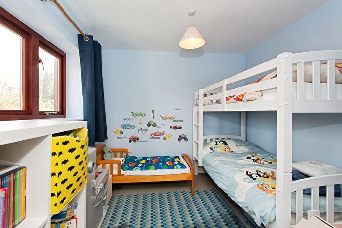 2 Bedroom Detached House For Sale In Abberley Wood, Great Shelford, Cambridge, Cambridgeshire, CB22