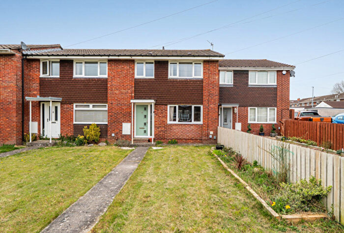 3 Bedroom Terraced House For Sale In King Edward Close, Bristol, BS14