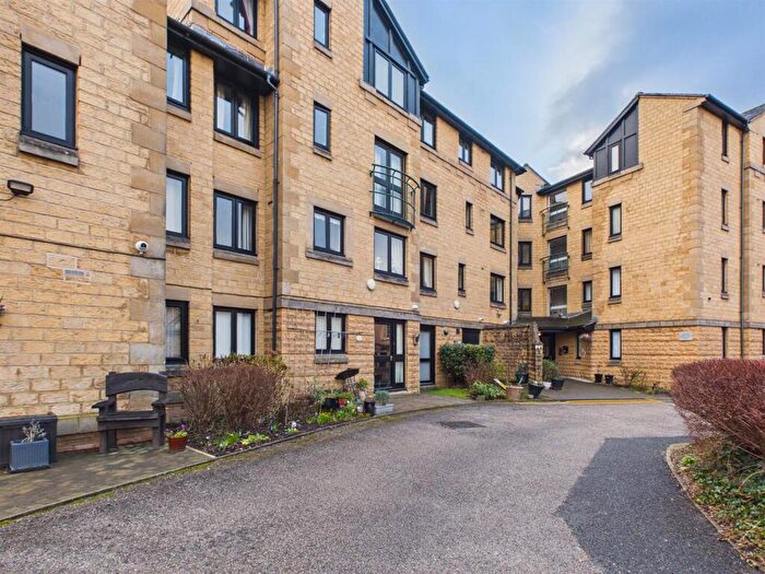 1 Bedroom Flat For Sale In Spinners Court, Lancaster, LA1