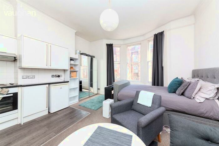 Apartment To Rent In College Road, Brighton, East Sussex, BN2