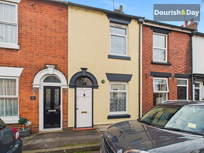 2 Bedroom Terraced House For Sale In Middle Friars, Stafford, ST17