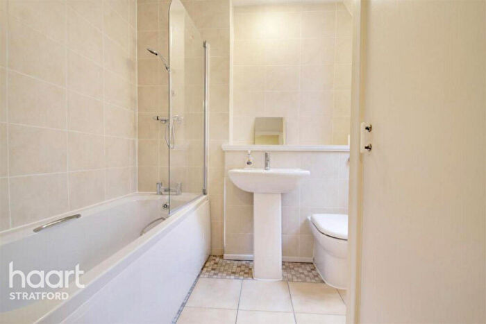 1 Bedroom Flat To Rent In King Street, London, E13