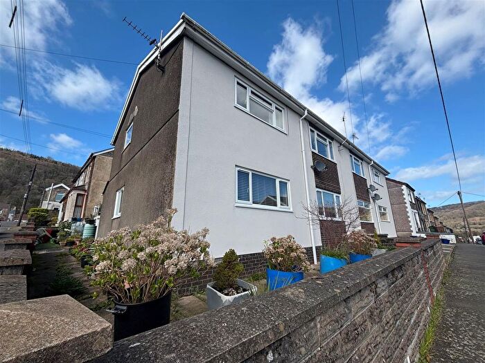 2 Bedroom Flat For Sale In Garden Street, Llanbradach, Caerphilly, CF83