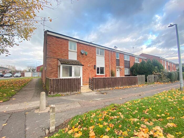 4 Bedroom End Of Terrace House To Rent In Elm Park Close, Houghton Regis, Dunstable, LU5