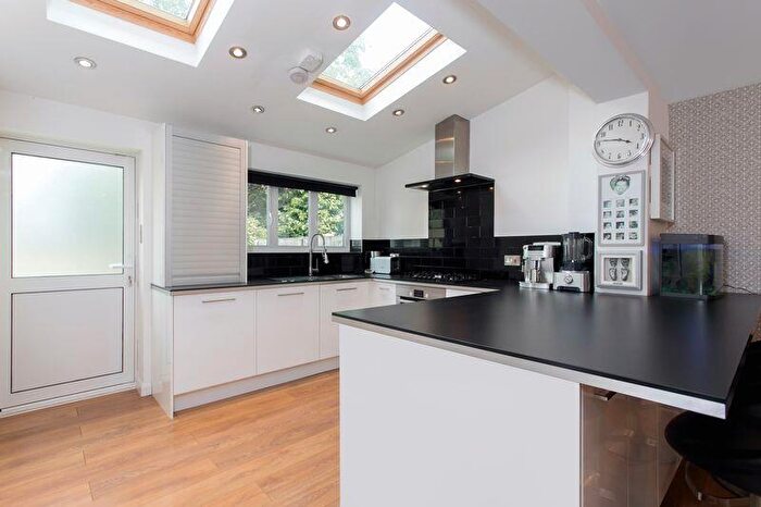 4 Bedroom House To Rent In Bazely Street, Canary Wharf, London, E14