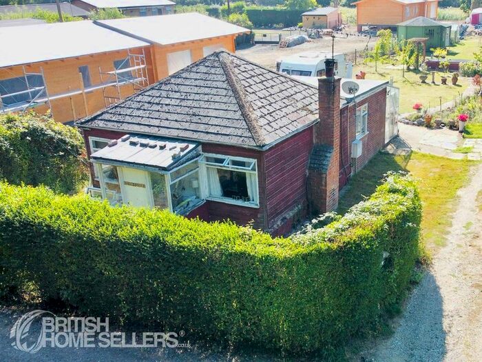 1 Bedroom Bungalow For Sale In Marsham Brook Lane, Pett Level, Hastings, East Sussex, TN35