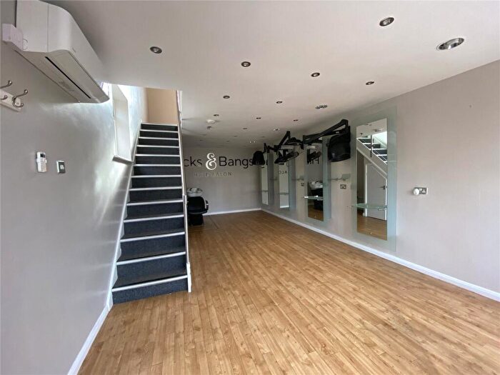 Property To Rent In High Street, Eaton Bray, Dunstable, Central Bedfordshire, LU6