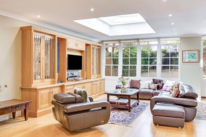8 Bedroom Detached House For Sale In Holford Road, Hampstead Village, NW3
