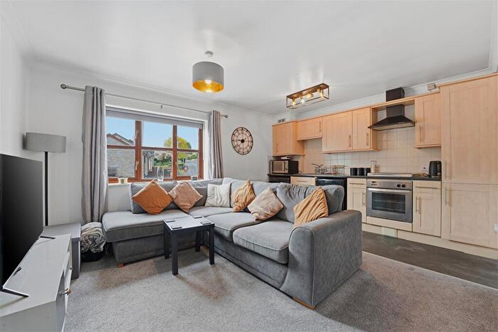 1 Bedroom Flat For Sale In Trescothick Close, Keynsham, BS31