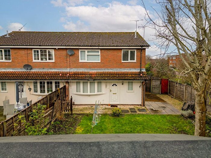 2 Bedroom Property For Sale In Lupin Court, Aylesbury, HP21