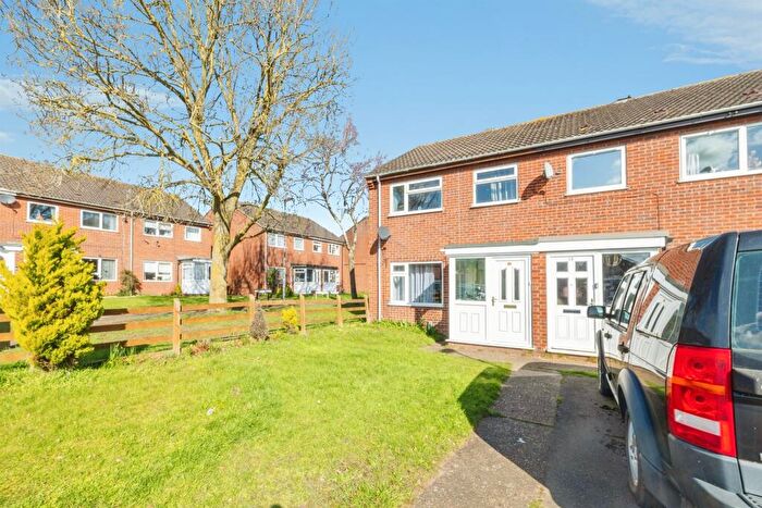 3 Bedroom End Of Terrace House For Sale In Jubilee Close, North Hykeham, Lincoln, LN6