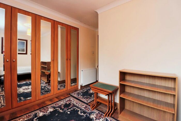 2 Bedroom Bungalow For Sale In Robertson Road, Cupar, KY15