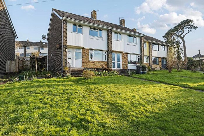 3 Bedroom End Of Terrace House For Sale In Woodbury Park, Axminster, EX13