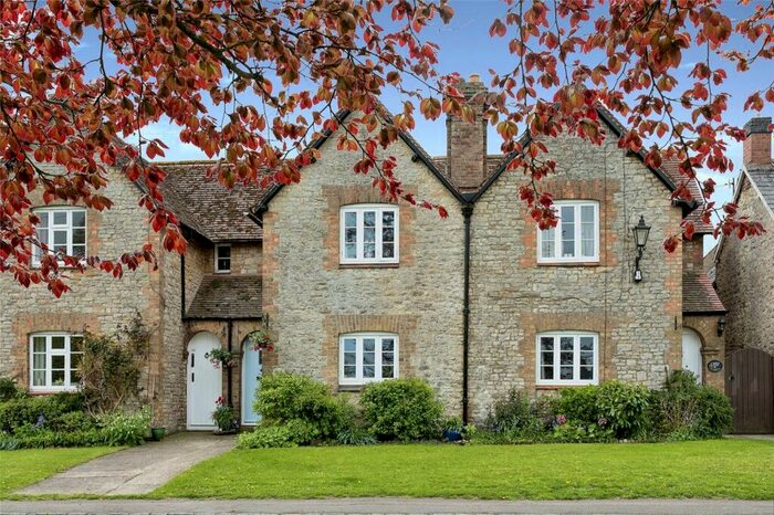 3 Bedroom Terraced House For Sale In The Green, Evenley, Brackley, NN13