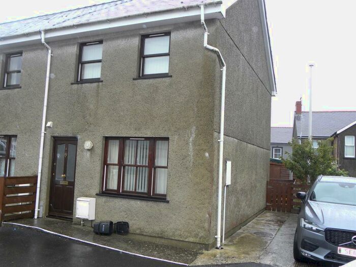 2 Bedroom House For Sale In Teify Lane, Lampeter, SA48