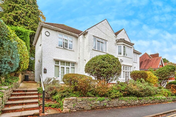 2 Bedroom Flat For Sale In Surrey Road South, Westbourne, Bournemouth, Dorset, BH4