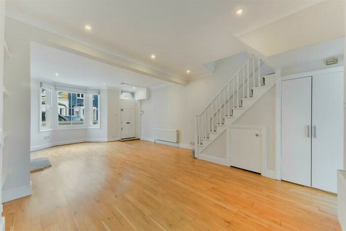 4 Bedroom House To Rent In Atherton Street, Battersea, SW11