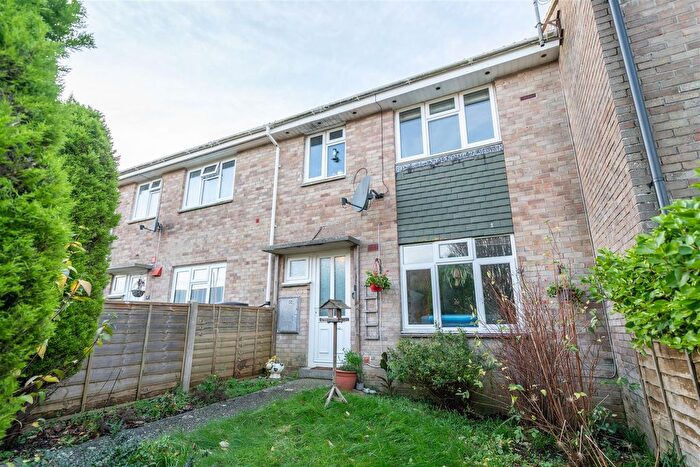 3 Bedroom Terraced House For Sale In Louviers Road, Weymouth, DT3