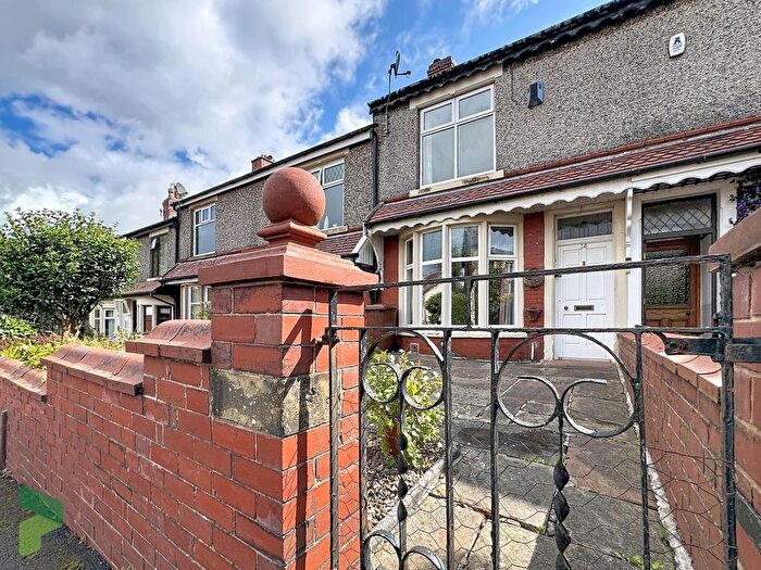3 Bedroom Terraced House For Sale In Sunnyhurst Lane, Darwen, BB3