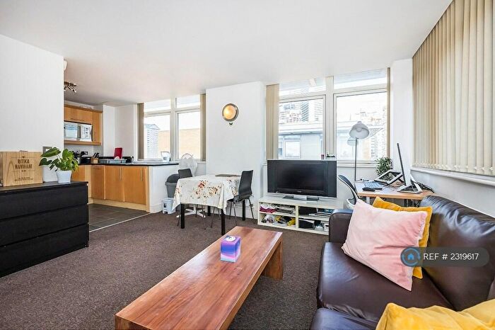 1 Bedroom Flat To Rent In Cassilis Road, London, E14