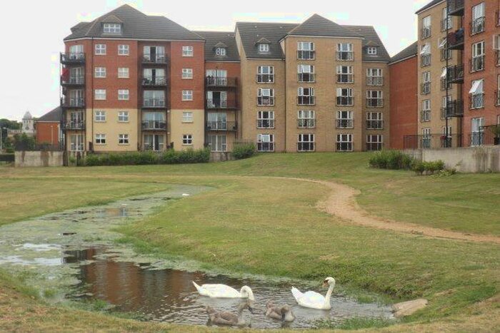 2 Bedroom Flat To Rent In Wheelwright House, Bedford, MK42