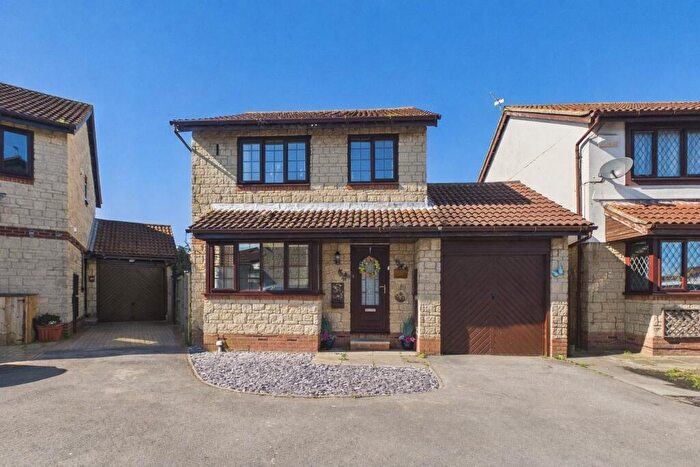 3 Bedroom Detached House For Sale In Priston Close, Worle, Weston-Super-Mare, BS22