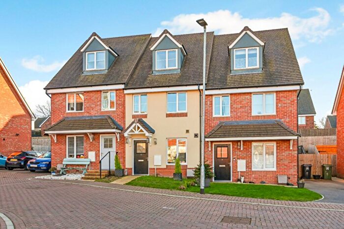 3 Bedroom Terraced House For Sale In Foresters Drive, Liphook, Hampshire, GU30