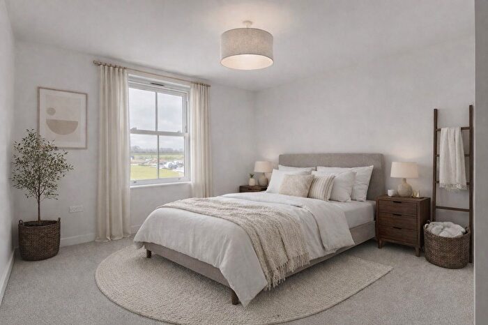 1 Bedroom Flat For Sale In Manningtree Park, Mistley, Manningtree, CO11