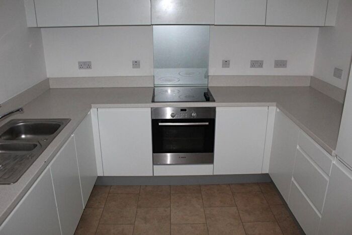 2 Bedroom Flat To Rent In Clovelly Place, Greenhithe, DA9