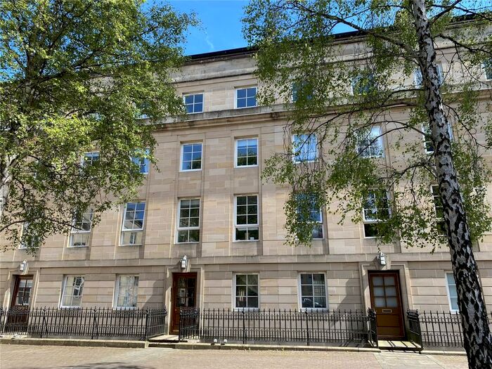 2 Bedroom Flat To Rent In St Andrews Square, Glasgow, G1