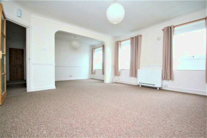 2 Bedroom Apartment To Rent In Queens Parade, North Road, South Lancing, West Sussex, BN15