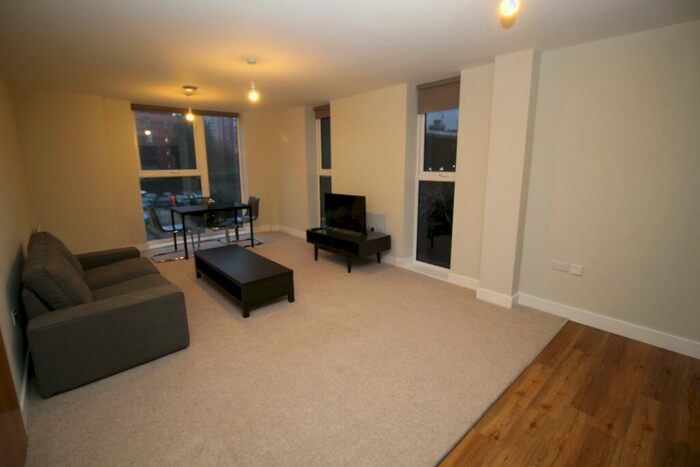 2 Bedroom Apartment To Rent In Bridgewater Gate, Woden Street, Salford, Lancashire, M5