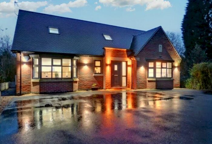 3 Bedroom Property To Rent In Uppingham Road, Leicester, LE5