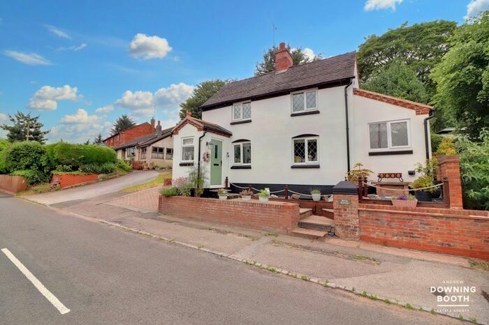 3 Bedroom Cottage For Sale In Slitting Mill Road, Rugeley, WS15