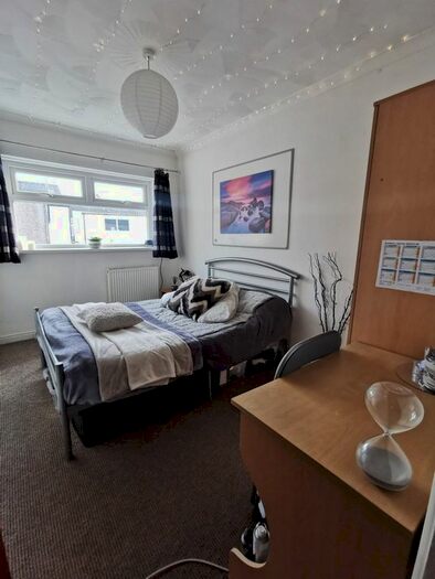 4 Bedroom Property To Rent In Fleet Street, Sandfields, Swansea, SA1