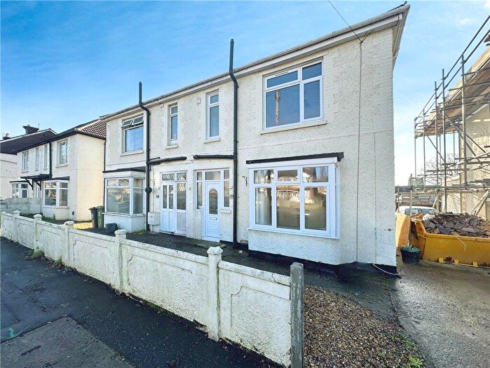 3 Bedroom Semi-Detached House For Sale In Southampton Road, Portsmouth, Hampshire, PO6