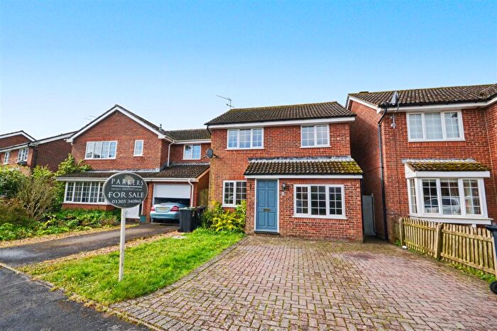 3 Bedroom Detached House For Sale In Oakwood, Broadmayne, DT2