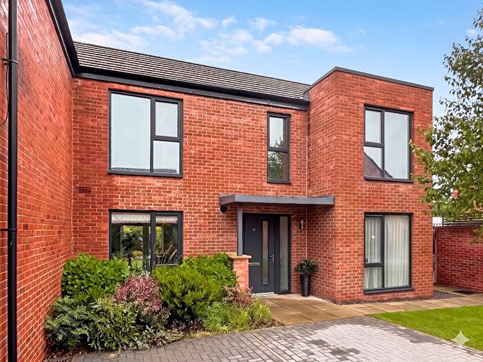 3 Bedroom Semi-Detached House For Sale In Fletchers Way, Allerton Bywater, WF10