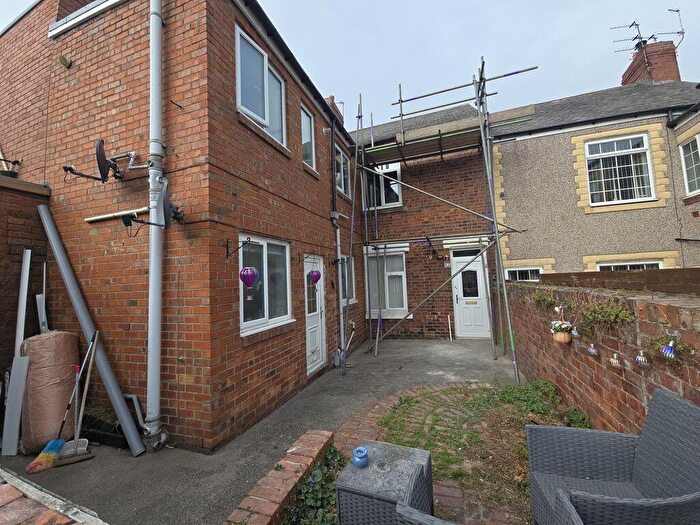 2 Bedroom Flat To Rent In West Ford Road, Wansbeck Estate, Stakeford, Choppington, NE62
