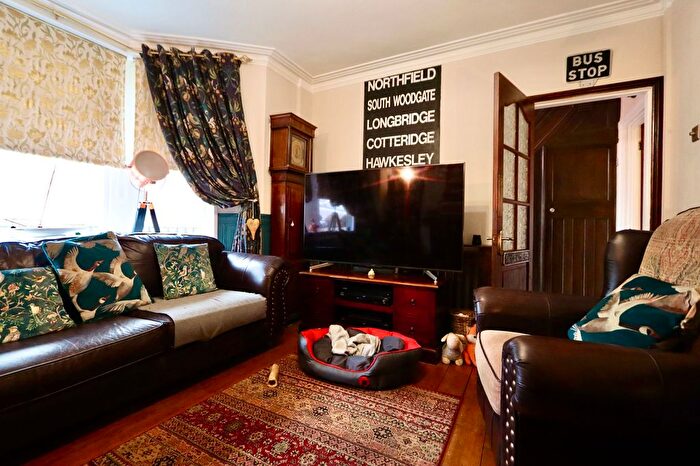 3 Bedroom Semi-Detached House For Sale In Park Place, Cross Keys, NP11