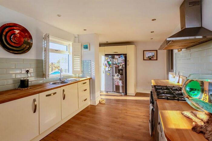 4 Bedroom Semi-Detached House For Sale In Bridport Road, Dorchester, DT2