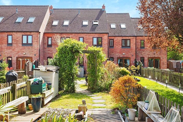 3 Bedroom Terraced House For Sale In Kegworth Road, Gotham, Nottingham, Nottinghamshire, NG11