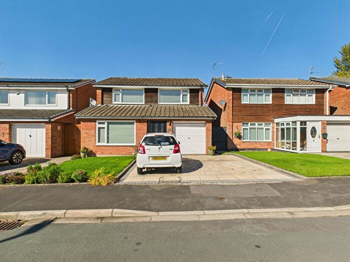 4 Bedroom Detached House For Sale In Alderley Close, Billinge, Billinge, WN5